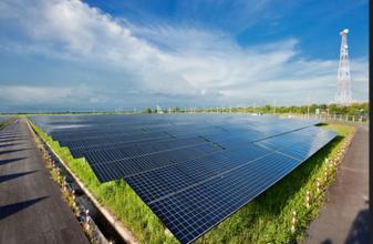 2016年6月22日---安徽農光互補20MW光伏發(fā)電工程35KV智能消弧線(xiàn)圈接地補償裝置順利發(fā)貨