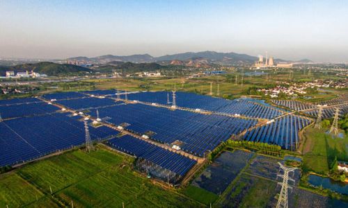   2018-3-21 貴州六盤(pán)水六枝特區30MW農業(yè)光伏電站項目---35kV小電阻成套裝置兩套發(fā)貨